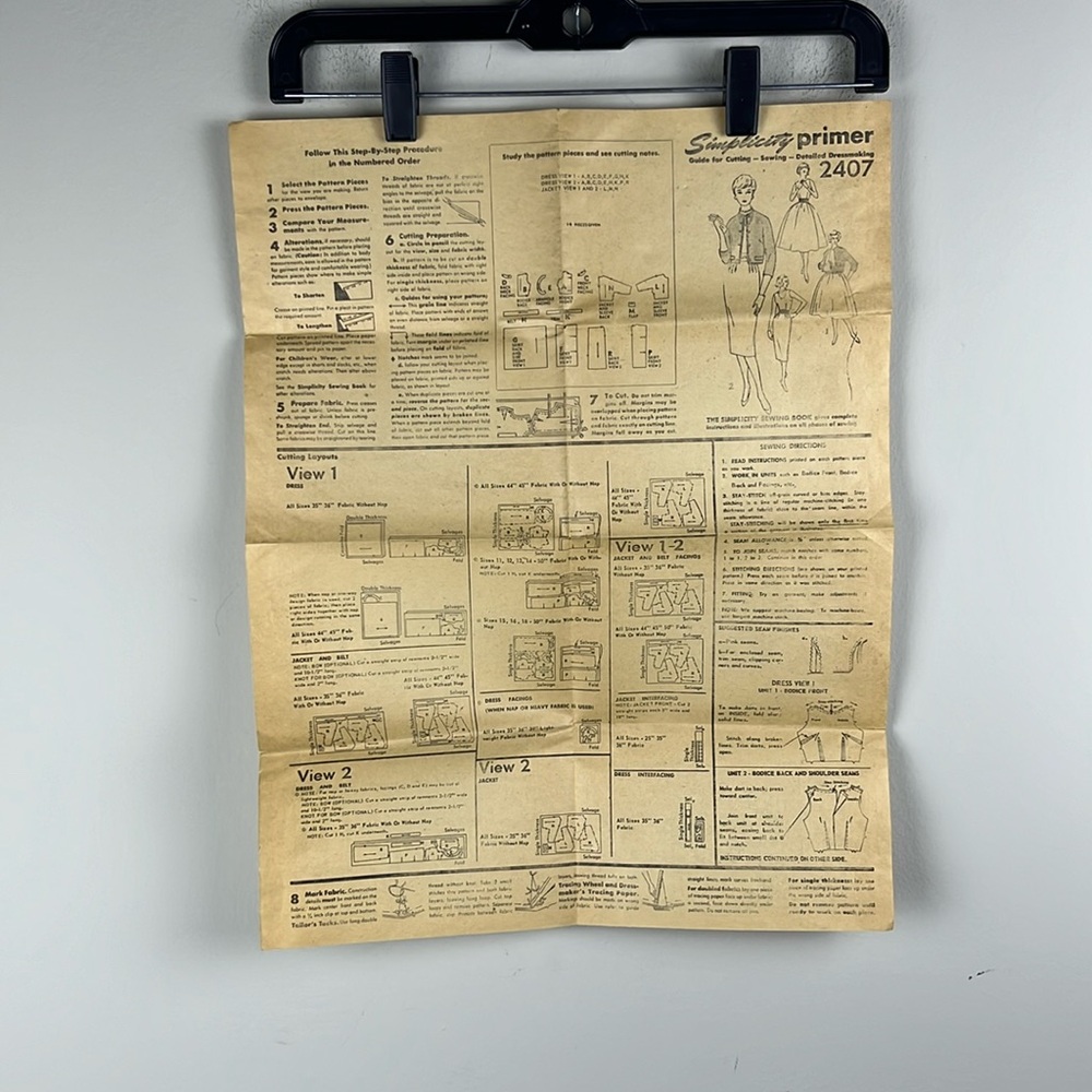 Simplicity Printed Pattern 2407‎ - Picture 2 of 5